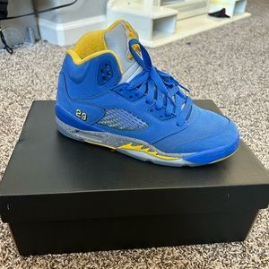 Jordan 5 Laney